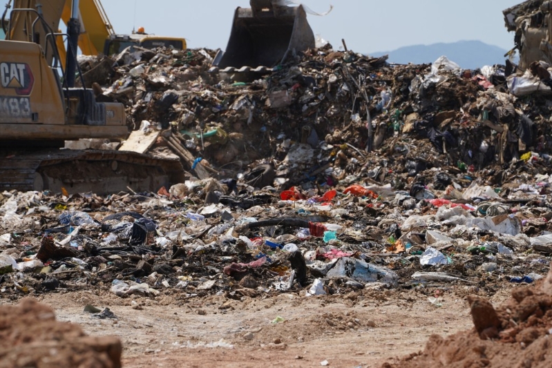 AI可通过镜头捕捉废物影像，然后运用算法进行分类。