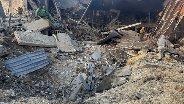 俄罗斯18日发射导弹，强攻乌克兰东北部的哈尔科夫