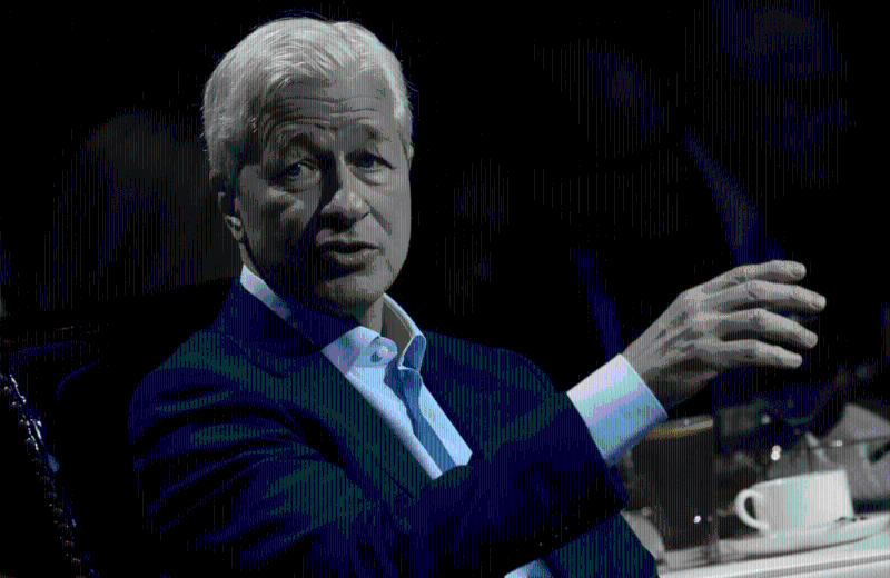 另外两位在关税“股灾”前减持的巨头,包括摩根大通执行长戴蒙 (Jamie Dimon) 。 另外两位在关税“股灾”前减持的巨头,包括摩根大通执行长戴蒙 (Jamie Dimon) 。