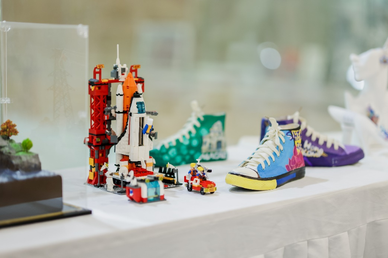 今届共收到逾六千三百多件参赛作品,数量和水平均明显提升。 今届共收到逾六千三百多件参赛作品,数量和水平均明显提升。