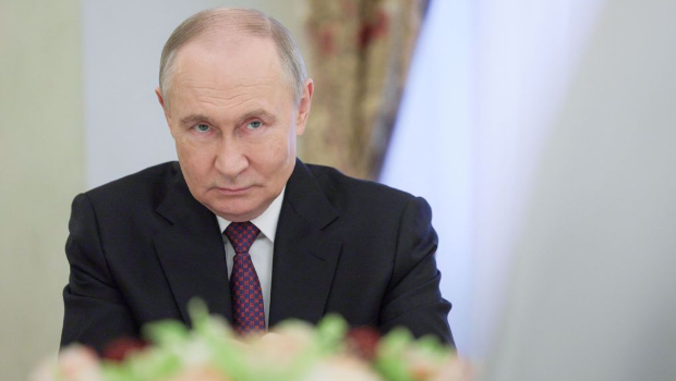 俄罗斯总统普京据悉将与白宫特使会谈，准备达成俄乌停战协议。