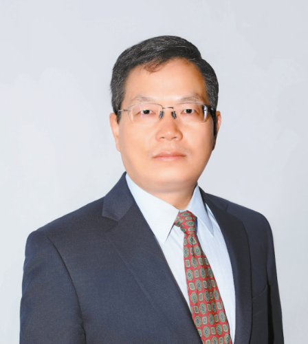 南加州移民律师黄笑生。