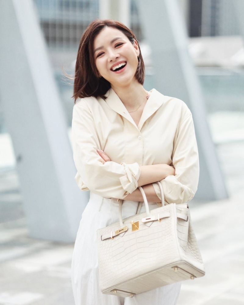 43岁的陈茵媺与年长10年的陈豪结婚11年，婚后成为幸福女人。