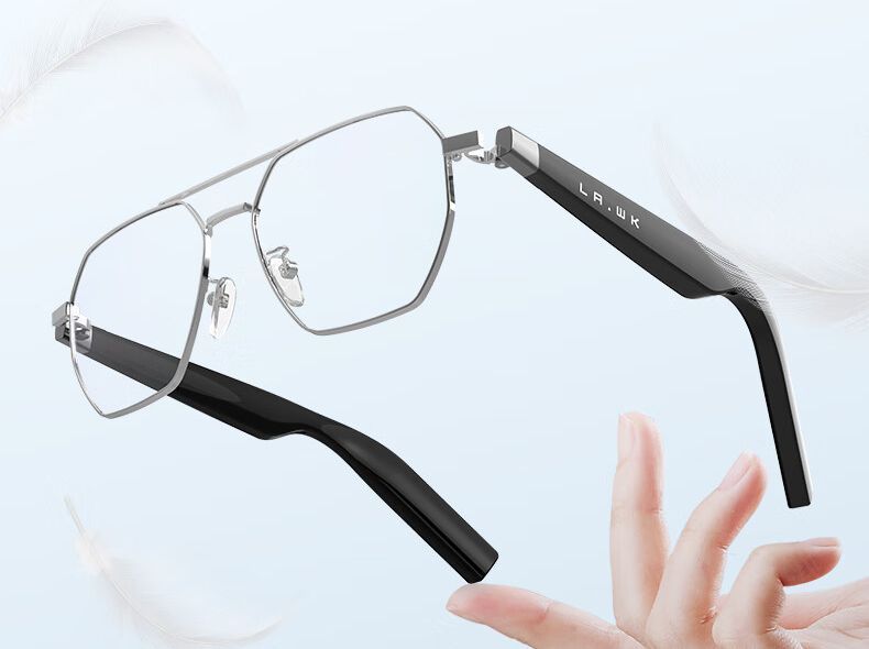 LAWK City AI定位非常亲民，内地定价999元人民币。