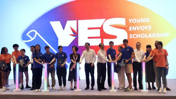 2024年7月18日,“中美青年领袖对话活动”在北京大学举行。 2024年7月18日,“中美青年领袖对话活动”在北京大学举行。