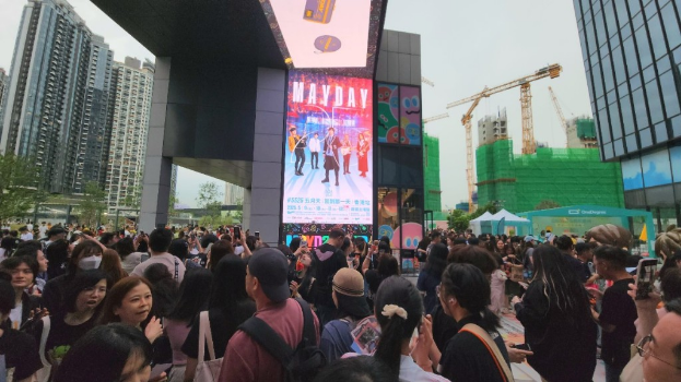 Airside商场快闪周边纪念品店人头涌涌。 Airside商场快闪周边纪念品店人头涌涌。