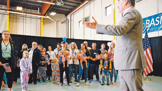 美国副国务卿兰道