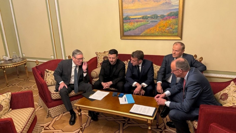 欧洲领导人从乌克兰致电特朗普，讨论俄乌周一起停火30天。