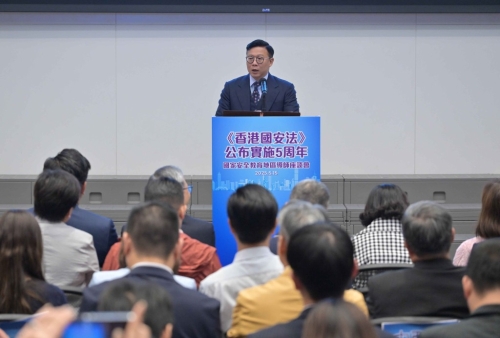 张国钧发表专题演讲。政府新闻处