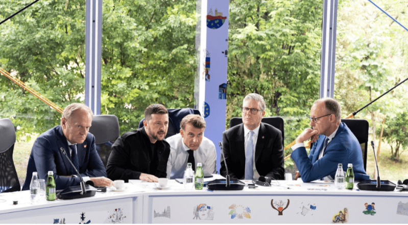 会谈结束后，泽连斯基与法国总统马克龙、德国总理梅尔茨、英国首相斯塔默和波兰总理图斯克等，与美国总统特朗普举行了电话会议。