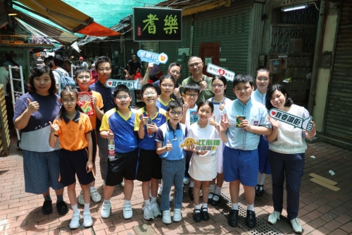 星岛集团我要赞佢学生大使热心公益，为社会发放正力量。