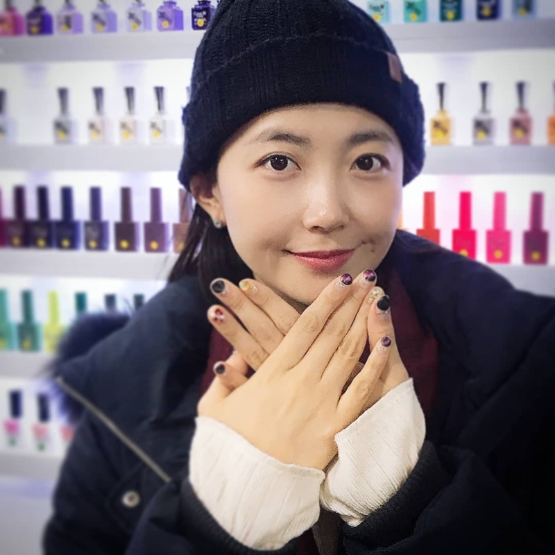 任性彦外表清纯。 任性彦外表清纯。