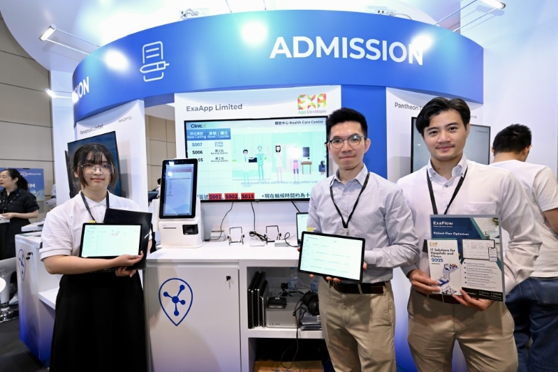 亿世科技有限公司运用人工智能技术及算法开发系统，助医疗机构管理和安排预约、智能排队、即时通知等。 苏正谦摄