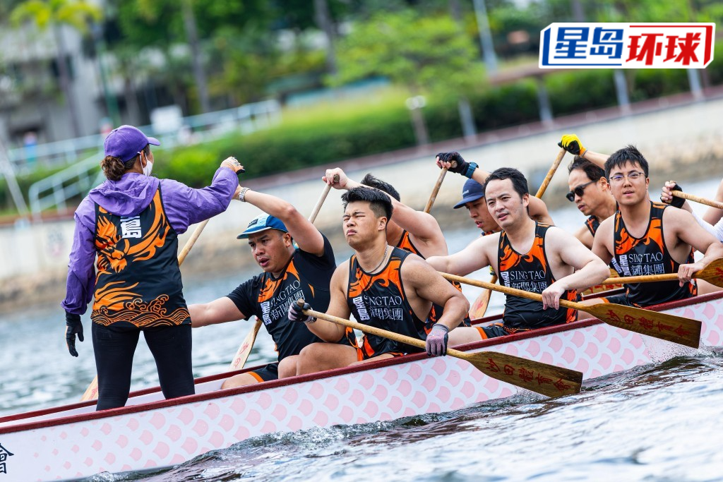 星岛龙舟队密集训练.jpeg