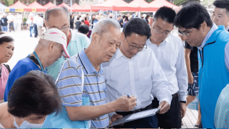 中联办主任周霁到任后首次落区调研,称深知“责重如山” | 星岛环球网