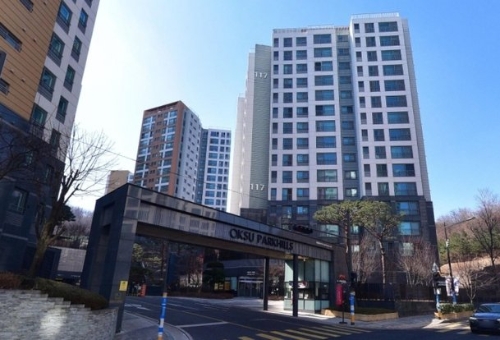 徐玄振未能拿回租屋押金后，痛定思痛决定搬回位于玉水洞的个人房产。