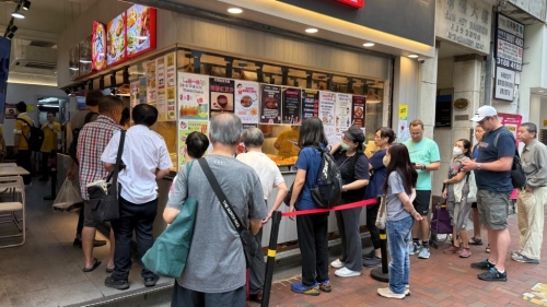 人气店“老闆娘家常饭”取消了原本备受讨论的两餸饭放题及$8鸡髀饭 人气店“老闆娘家常饭”取消了原本备受讨论的两餸饭放题及$8鸡髀饭
