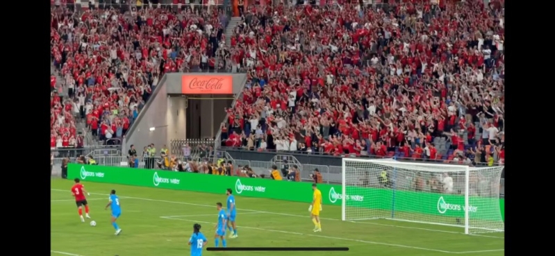 孔德贤近距离见证港队入波一刻。