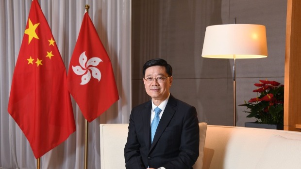 除了问责团队,李家超指政府部门亦要有较大的“全方位投入”。 除了问责团队,李家超指政府部门亦要有较大的“全方位投入”。