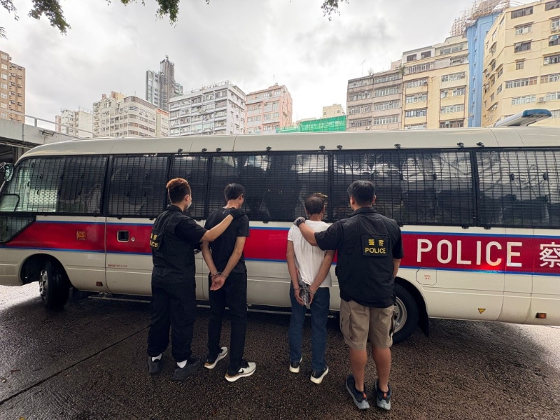警方拘捕3人