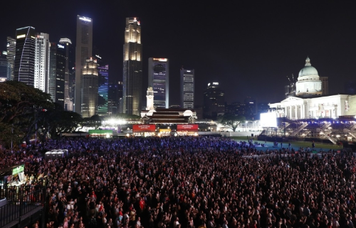 每年一级方程式赛事吸引大量旅客到新加坡。 路透社