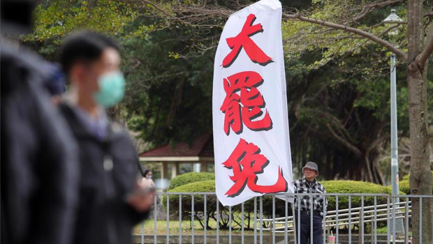 大罢免投票将至，相关话题持续延烧。