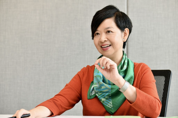 房屋局局长何永贤。