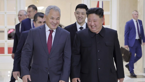 金正恩将派千余名工兵帮俄罗斯扫除地雷 金正恩将派千余名工兵帮俄罗斯扫除地雷