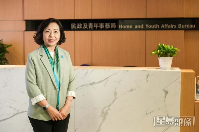 民政及青年事务局局长麦美娟。