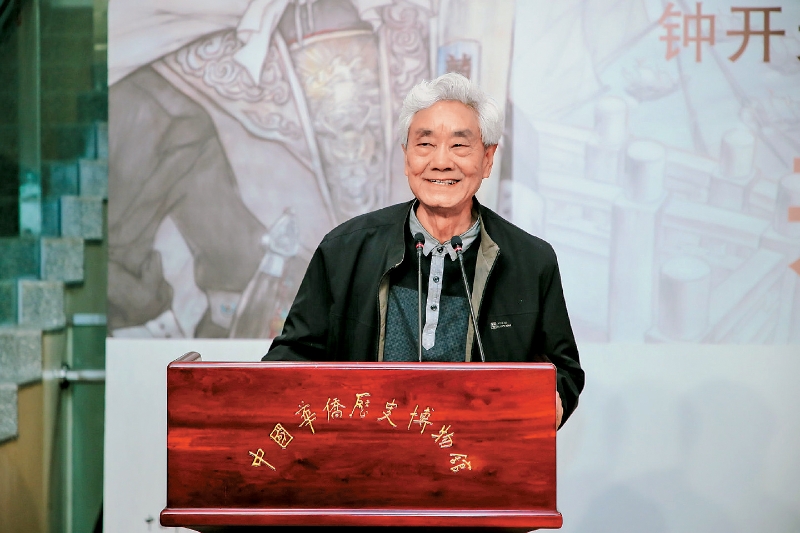 画家钟开天耗费13年凭一己之力独自完成500米长卷巨作《郑和下西洋》 画家钟开天耗费13年凭一己之力独自完成500米长卷巨作《郑和下西洋》