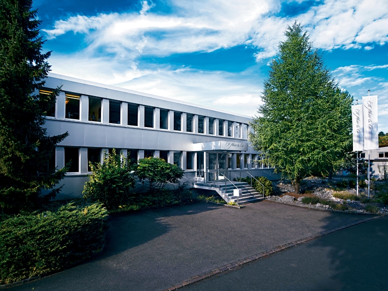 2位于沙夫豪森的H. Moser & Cie.的表厂。 2位于沙夫豪森的H. Moser & Cie.的表厂。