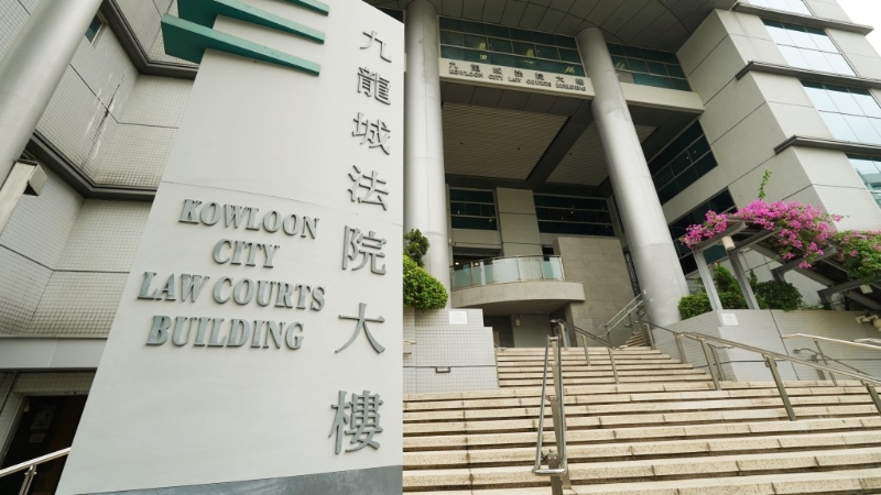 迷晕贼涉劫300万元名牌袋