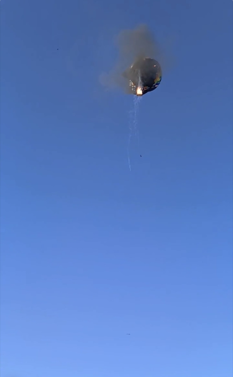 巴西载有22人的热气球着火坠毁。 X@rangelmachado87