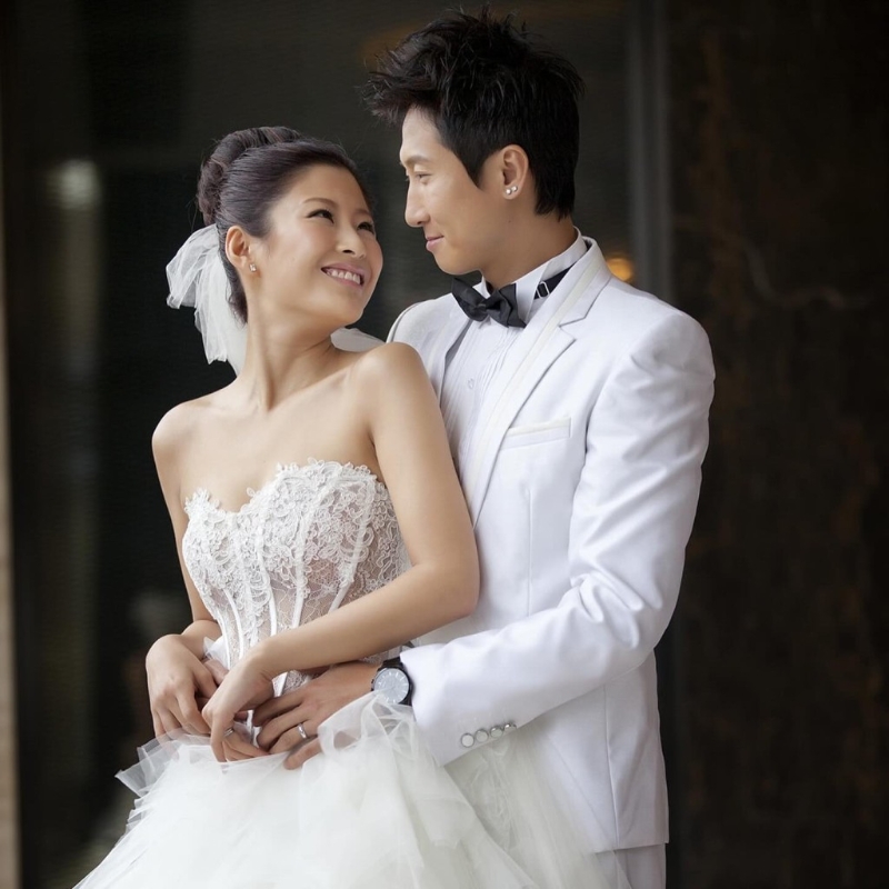 洪天明和周家蔚结婚12年。