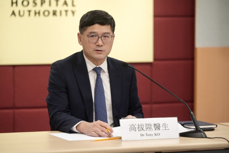 医管局行政总裁高拔陞于今年初已表明不寻求续任