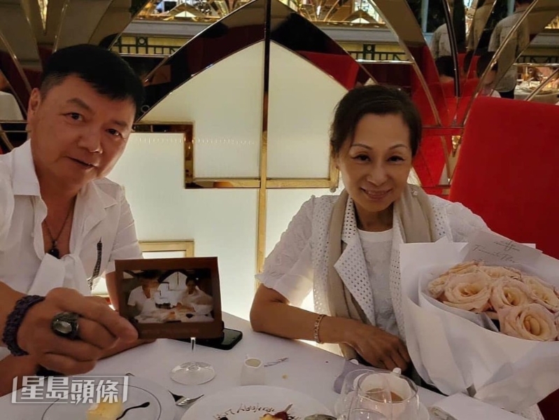 只想太太安心的艾威说，现在最大任务是令自己开心。