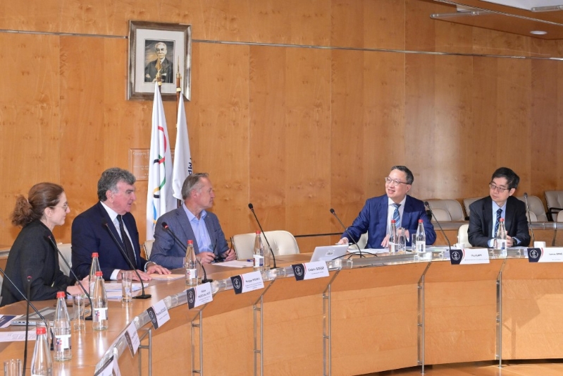 林定国到访法国国家奥林匹克和体育委员会。政府新闻处