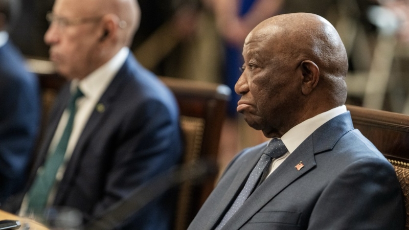 特朗普称赞流利的英语，利比里亚总统：这是我