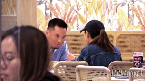 胡丁克斯被怀疑被陷入“恩惠风暴”中，突然变