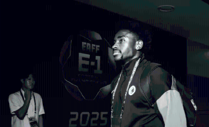 辱骂内地球迷是混蛋，港前锋米高被中甲球队苏州东吴解约。