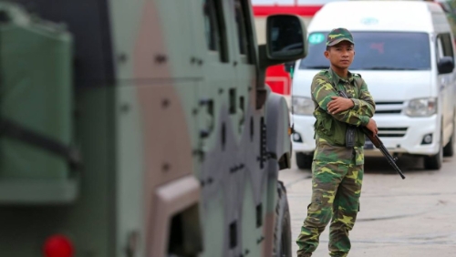 老挝与柬埔寨军方在边境地区交火。