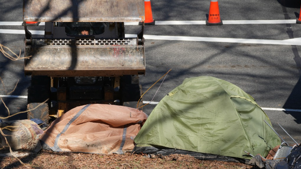 特朗普的行政命令发出了信号，患有疾病和吸毒
