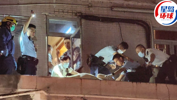 警员到场调查。 警员到场调查。