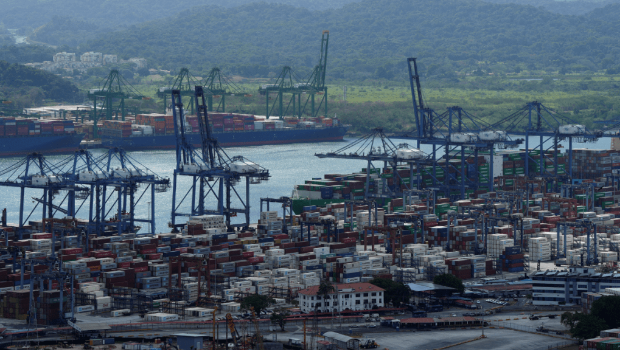 中远集团据报在长和港口交易中寻求至少20%股份