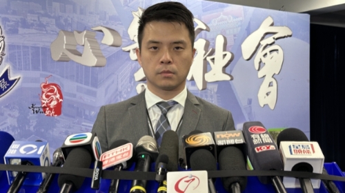 9岁童西九超市买可乐含尿味入院 9岁童西九超市买可乐含尿味入院