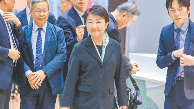 被问及是否参选国民党主席，卢秀燕：防台风比选党主席重要