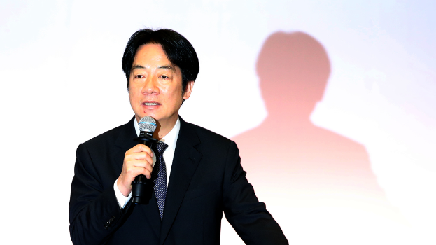 赖清德声望“雪崩式下跌”，游盈隆曝1关键