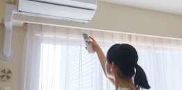 医生提醒：空调房进出慎防中暑、心梗，3招助安全降温