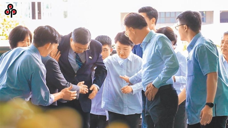 “行政院”14日召开院会。