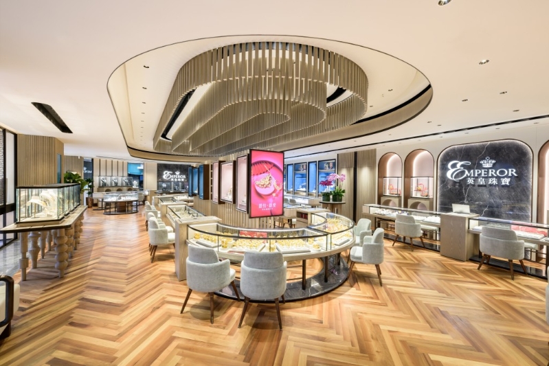 英皇钟表珠宝公布截至6月底止中期业绩,净利润增加4.9%至1.94亿元。 英皇钟表珠宝公布截至6月底止中期业绩,净利润增加4.9%至1.94亿元。